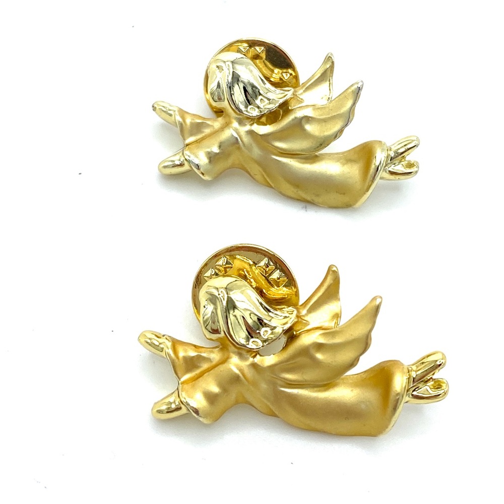 GiGi Signed Angel Pins Gold Tone Set of Two